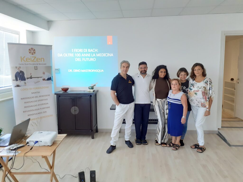 Corso di Fiori di Bach KEIZEN