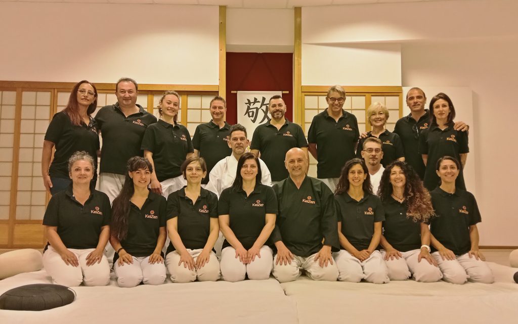 Studenti del corso Shiatsu KEIZEN in pratica